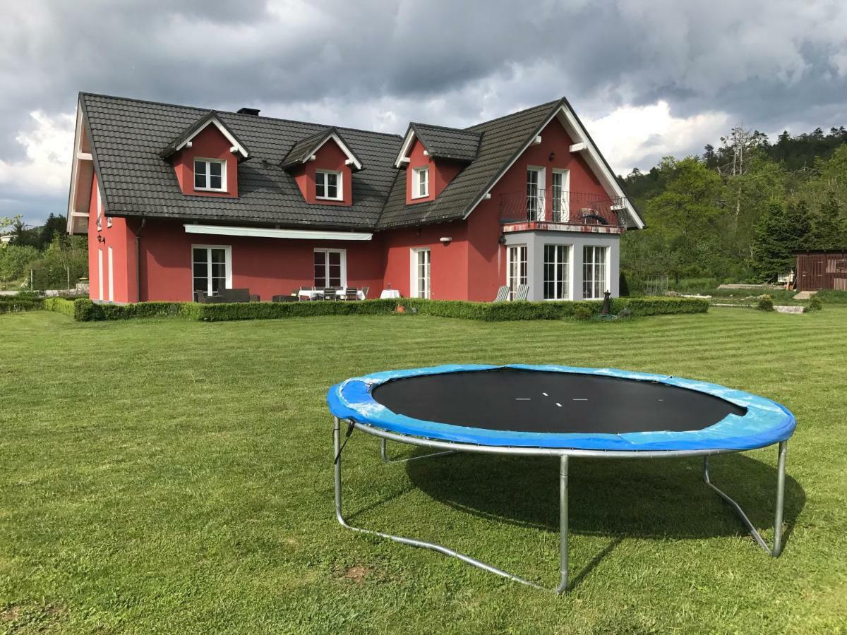 Linden Garden Apartment Postojna Zewnętrze zdjęcie